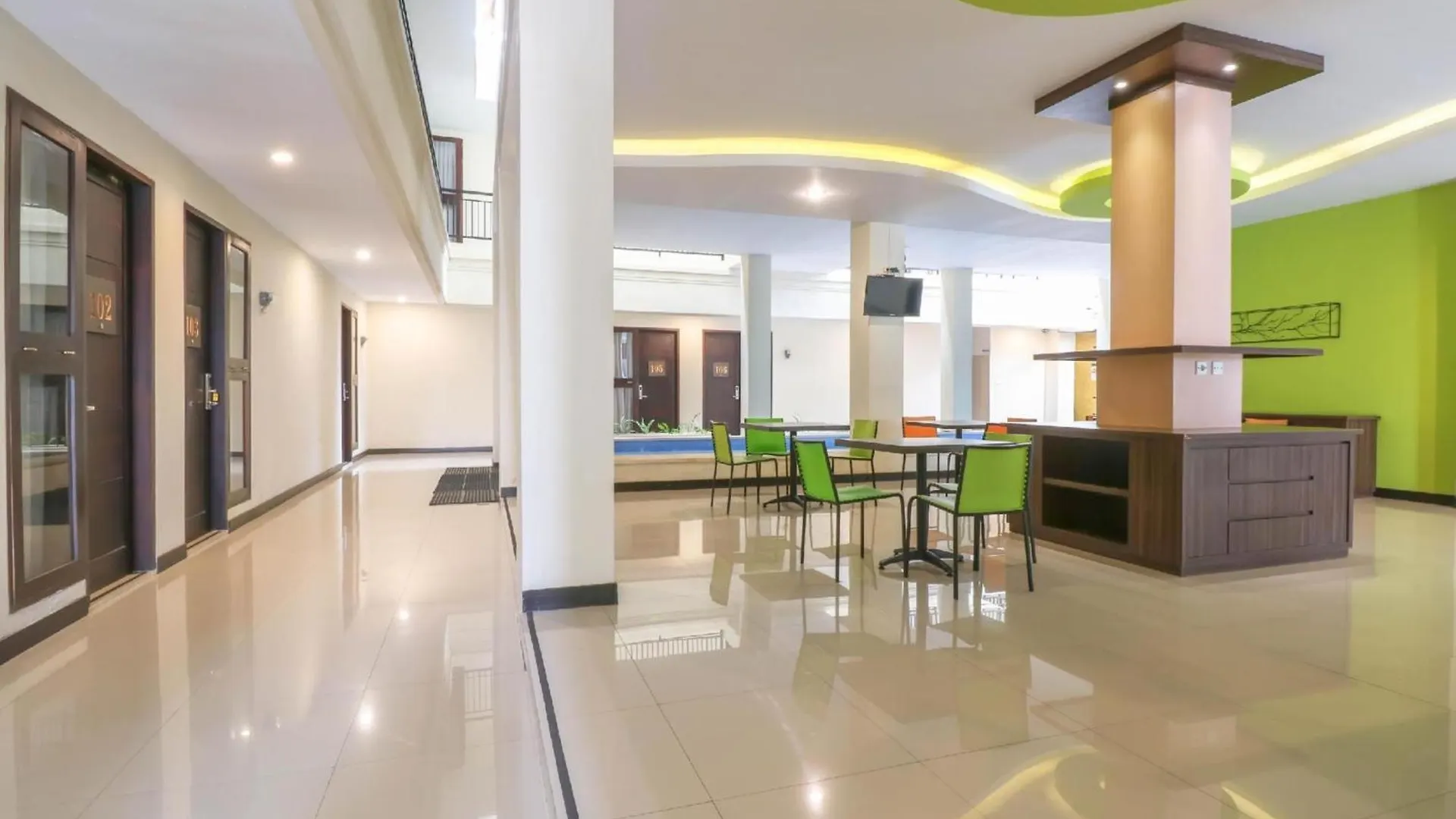Hotel O Kuta Near Sunset Road Formerly Balitone Residence Денпасар